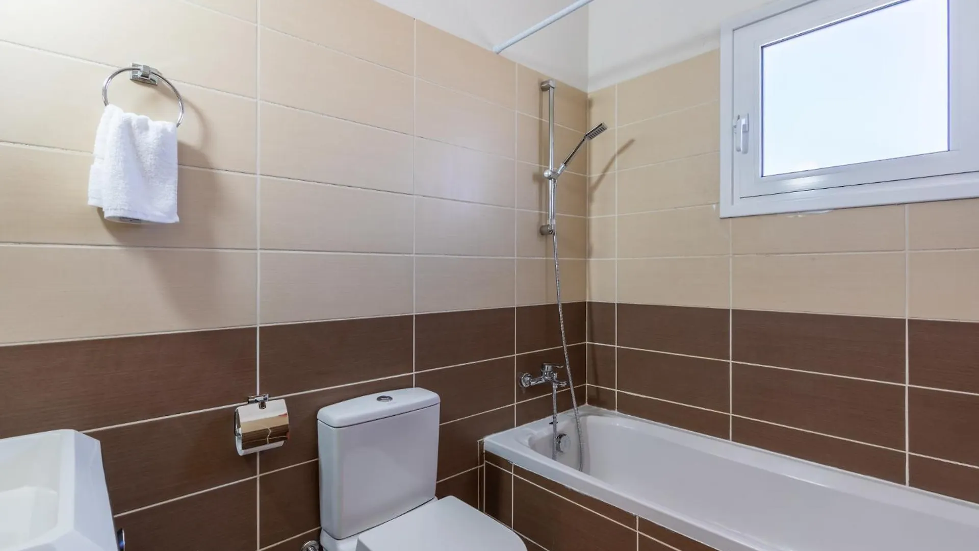Sapphire'S 2-Bedroom Apartment In Larnaca 0*,  Cyprus
