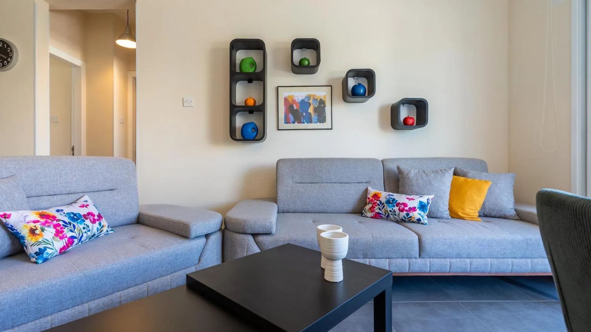 Sapphire'S 2-Bedroom Apartment In Larnaca
