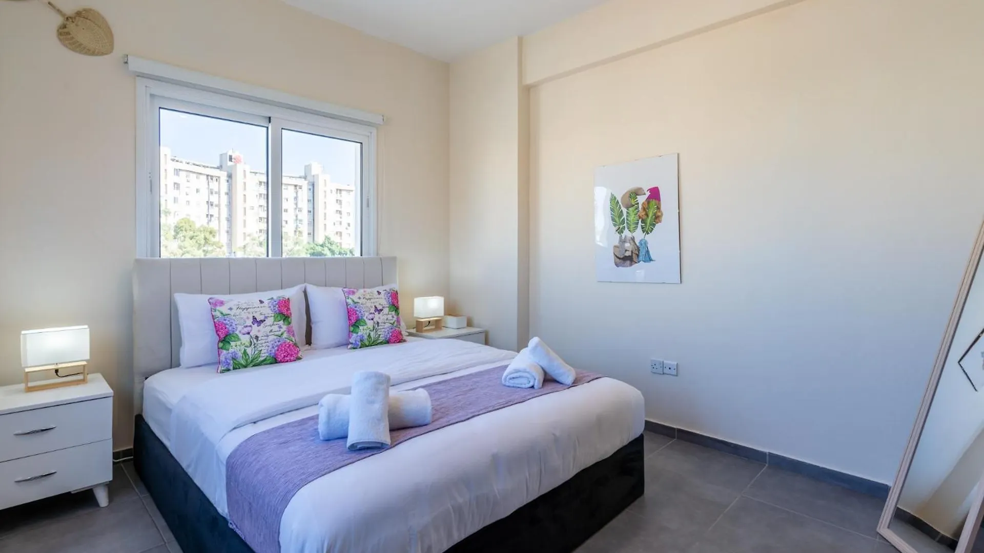 Sapphire'S 2-Bedroom Apartment In Larnaca Cyprus